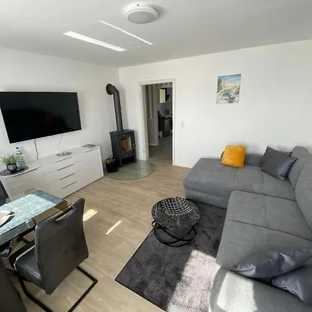 Daire Schoene „zum Glueck Tropical“ *